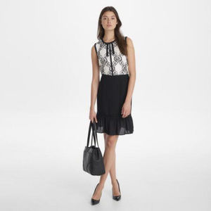 🆕 Karl Lagerfeld Skirt With Lace Overlay Hem